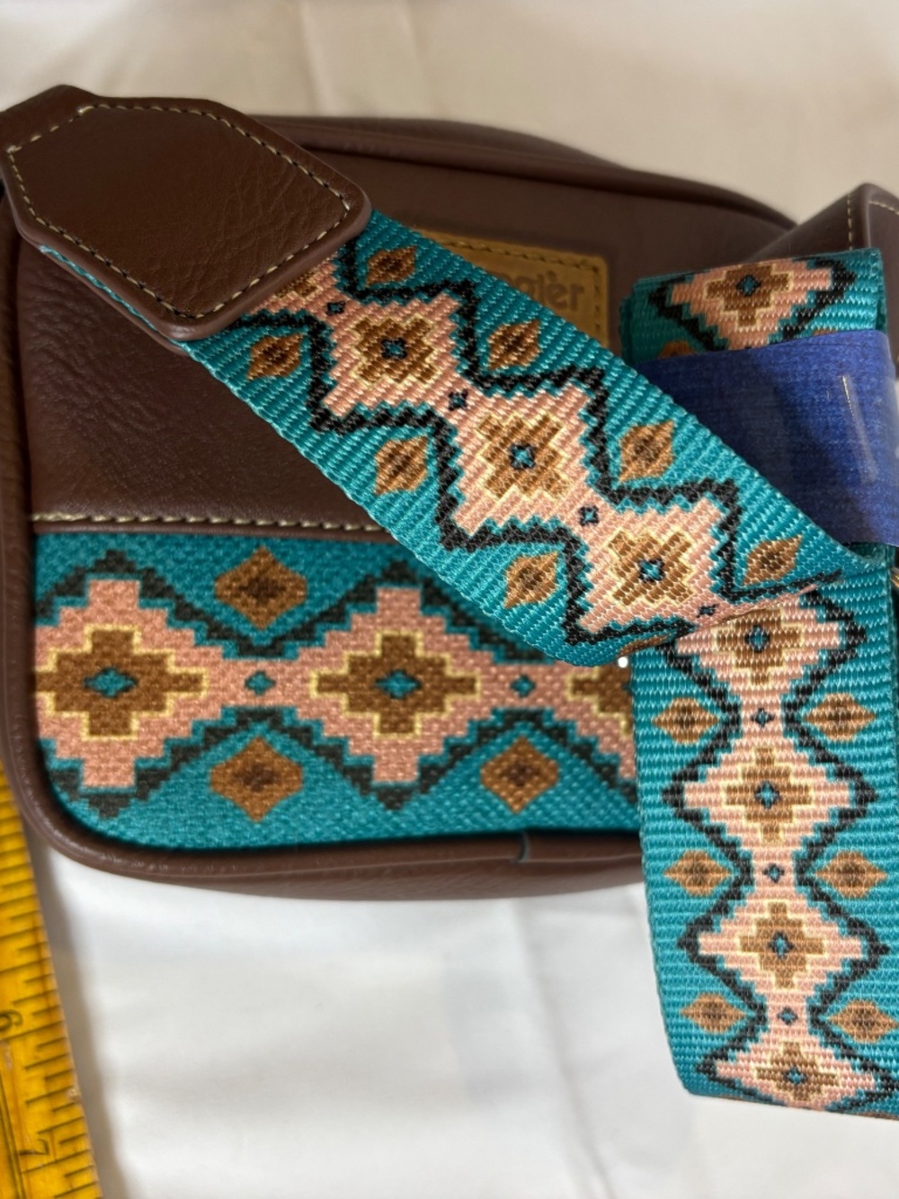 Wrangler Western Aztec Women's Crossbody Bag Western Print Canvas Front & Strap - Picture 7 of 9